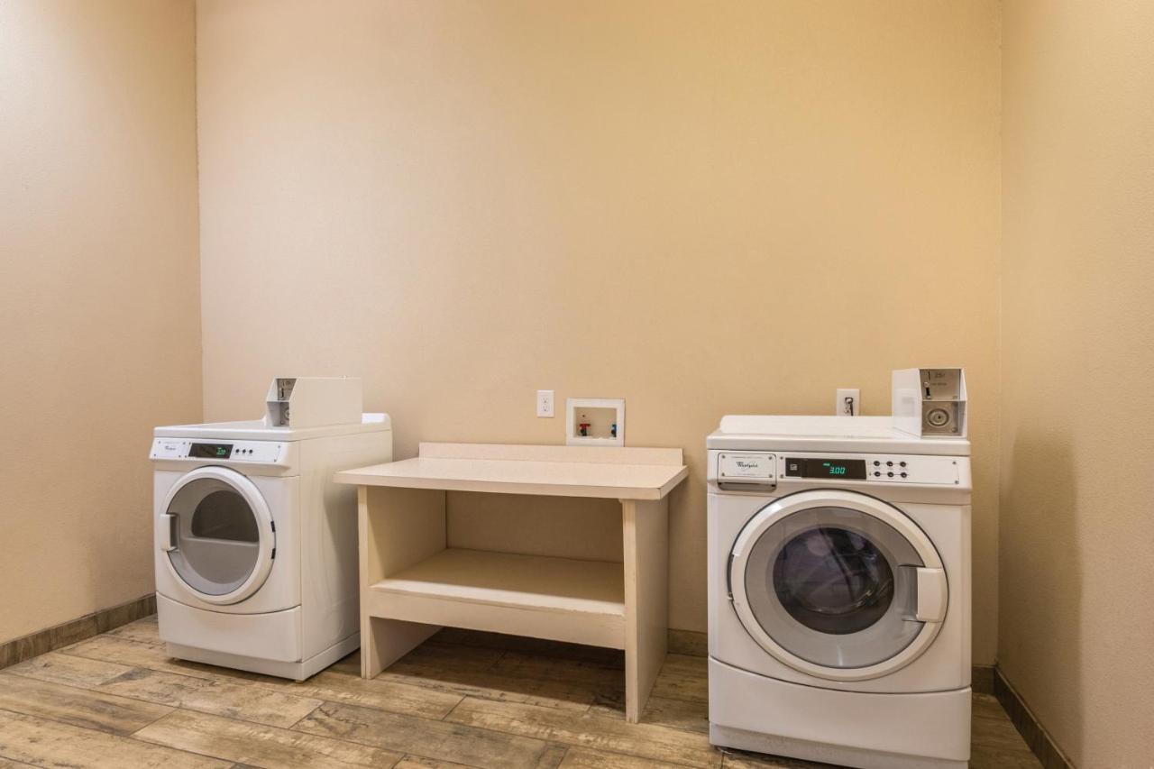 Residency Suites Cotulla Ngoại thất bức ảnh