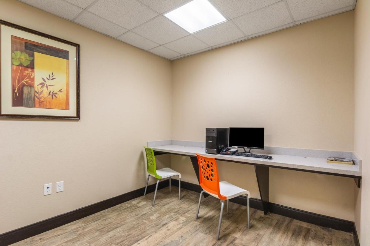 Residency Suites Cotulla Ngoại thất bức ảnh